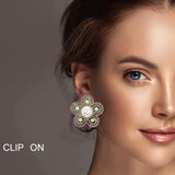 100024, FLOWER PEARL WITH CRYSTAL RHINESTONE CLIP ON EARRING