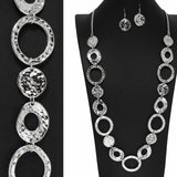 100113, HAMMERED ROUND METAL LONG NECKLACE