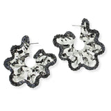 100442, FLOWER EDGE CRYSTAL RHINESTONE HAMMERED METAL EARRING