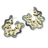 100442, FLOWER EDGE CRYSTAL RHINESTONE HAMMERED METAL EARRING