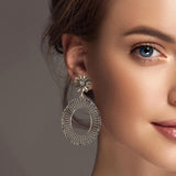 101276, FLOWER ACCENT GEOMETRIC DANGLE EARRING