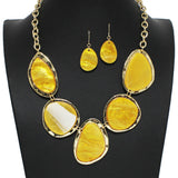 102190, GEOMETRIC CELLULOID ACETATE NECKLACE