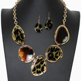 102190, GEOMETRIC CELLULOID ACETATE NECKLACE