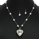 102401, BOLD HEART CHARM WITH FRESHWATER PEARL NECKLACE