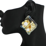 102499, FLOWER ACCENT PEARL WITH CRYSTAL RHINESTONE EARRING