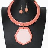 102677, GEOMETRIC ACRYLIC CHOKER NECKLACE