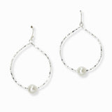 103031, HAMMERED METAL WITH PEARL ACCENT DANGLE EARRING