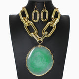 103121, LIGHTWEIGHT PLASTIC CHAIN NECKLACE