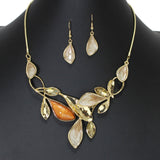 103418, ENAMEL LEAF CELLULOID ACETATE NECKLACE