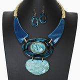 104075, GEOMETRIC GLITTER CELLULOID ACETATE NECKLACE