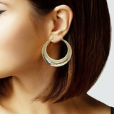 104142, CRESCENT HOOP EARRING