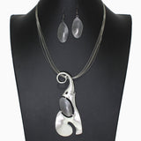 104299, ELEPHANT CHARM METAL NECKLACE