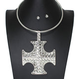 104312, OVERSIZED PEARL CROSS CHOKER NECKLACE