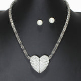 104392, PEARL HEART CHAIN MAGNETIC CLOSURE NECKLACE