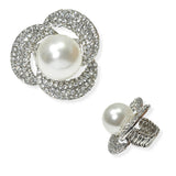 104611, FLOWER PEARL WITH CRYSTAL RHINESTONE STRETCH RING