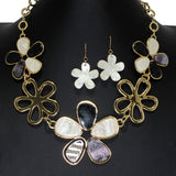 104714, FLOWER CELLULOID ACETATE NECKLACE
