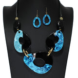 104736, SHELL LOOK GEOMETRIC ACETATE NECKLACE