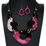 104736, SHELL LOOK GEOMETRIC ACETATE NECKLACE