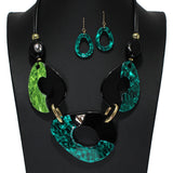 104736, SHELL LOOK GEOMETRIC ACETATE NECKLACE