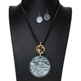 104836, GLITTER ROUND CELLULOID ACETATE NECKLACE