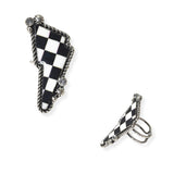 104942, LIGHTNING BOLT CHECKERED PRINT CUFF RING