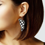 104999, CHECKERED PRINT LIGHTNING BOLT DANGLE EARRING