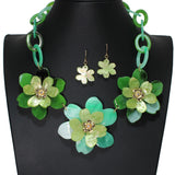 105104, TRIPLE FLOWER CELLULOID ACETATE NECKLACE
