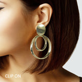 105125, OVAL GEOMETRIC METAL CLIP ON EARRING