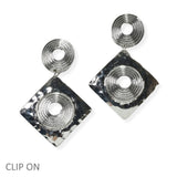 105129, SWIRL ACCENT GEOMETRIC HAMMERED METAL DANGLE EARRING