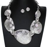 105518, GEOMETRIC CHECKERED TEXTURE METAL NECKLACE