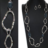 105959, ENAMEL ACCENT GEOMETRIC HAMMERED CHAIN LONG NECKLACE