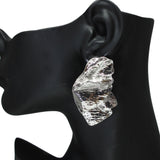 106111, CHUNKY TEXTURED METAL EARRING