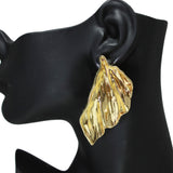106113, LEAF TEXTURED METAL EARRING