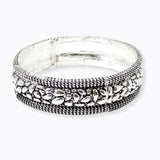 106724, GEOMETRIC TEXTURED ACCENT METAL STRETCH BRACELET