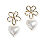 106841, CUTOUT FLOWER WITH HEART PEARL DANGLE EARRING