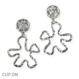 106902, CUTOUT HAMMERED PUZZLE METAL DANGLE CLIP ON EARRING