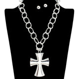 107752, CHUNKY CROSS PENDANT NECKLACE