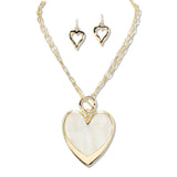 108863, GLITTER CELLULOID ACETATE HEART PENDANT TOGGLE NECKLACE