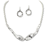 108864, HAMMERED METAL STATEMENT NECKLACE