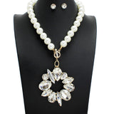 109099, MULTI SHAPE RHINESTONE ACCENT PEARL STRAND NECKLACE