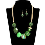 109170, GEOMETRIC ACRYLIC RESIN BEADED STATEMENT NECKLACE