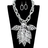 109280, BOLD LEAF CLUSTER STATEMENT NECKLACE