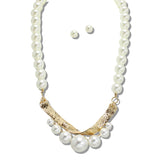 109374, HAMMERED CURVE PEARL BEADED NECKLACE