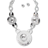 109376, CHUNKY HAMMERED DISC STATEMENT NECKLACE