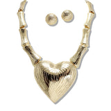 109377, POLISHED BOLD TEXTURE HEART STATEMENT NECKLACE