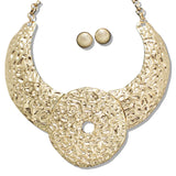 109885, CHUNKY ROUND HAMMERED STATEMENT NECKLACE