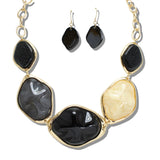 109920, GEOMETRIC CELLULOID ACETATE STATEMENT NECKLACE