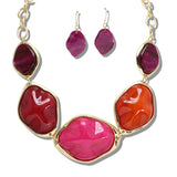 109920, GEOMETRIC CELLULOID ACETATE STATEMENT NECKLACE