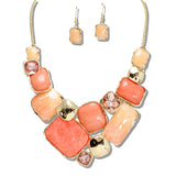 109934, GEOMETRIC RESIN STATEMENT NECKLACE