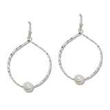 110038, PEARL ACCENT HAMMERED ROUND DANGLE EARRING